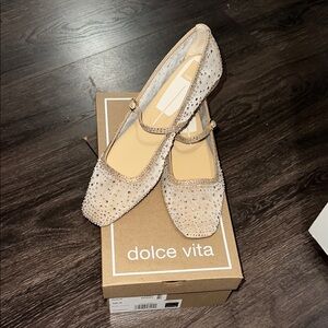 Dolce Vita Women's Cream Studded Flats